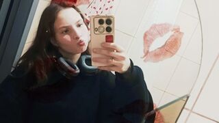 MarkizaKorsmeyer private model chat thumbnail