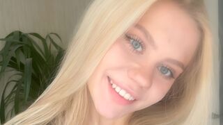MarlenaBalceiro private webcam show thumbnail