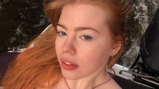 MaryElle online cam show thumbnail