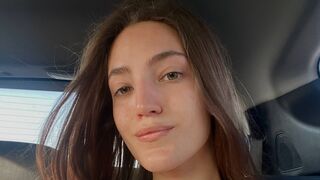 MaryannLiquori live stream model thumbnail