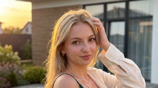 MauritaSaborio webcam cam model thumbnail