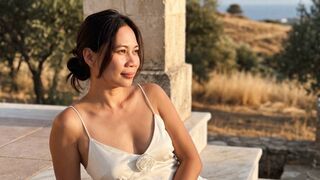 MayaDove live cam model thumbnail