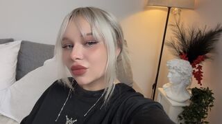 MelissaWoods premium webcam show thumbnail