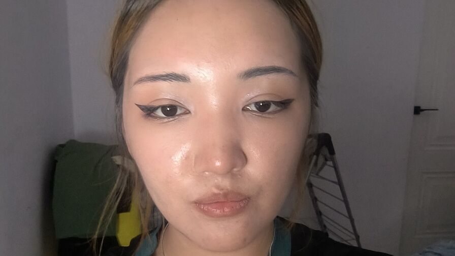 MiaChinessa cam model profile profile image