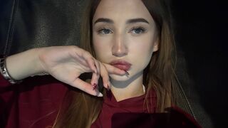 Mia Lum live nude cams thumbnail