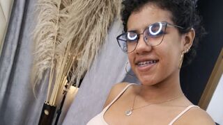 MiaPayton live show model thumbnail