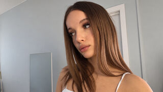 Micheli Bright natural Native American video chat