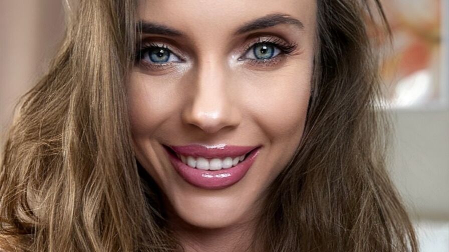 MichelleRouz premium webcam show profile image