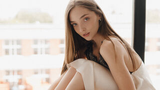 MilaVale live chat room thumbnail