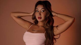 Milana Kink nail art cam preview