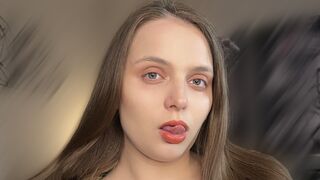 MilleyLovely live model chat thumbnail