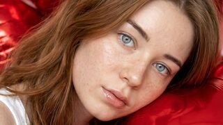 MiraRoby live show model thumbnail