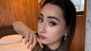 MistyFausnaugh premium cam room thumbnail