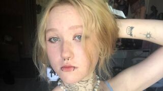 MoriahEverly adult model chat thumbnail