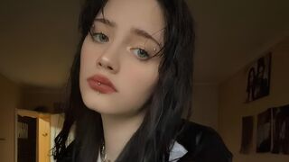 MyrtisHouzah cam model profile thumbnail