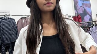 NainaSingh cam show profile thumbnail