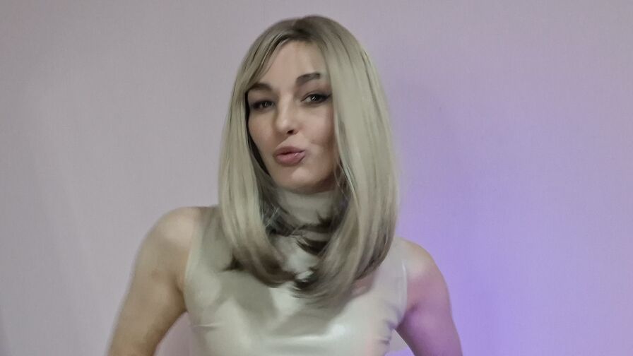 NaomiChris live show model profile image