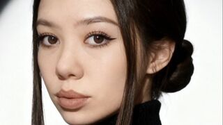 Neomi Mesker manicure cam preview