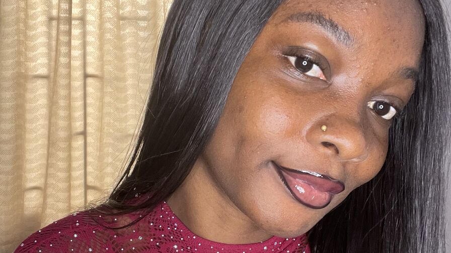 NessaBlu online model chat profile image