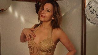 Nicole Loos live redhead cam
