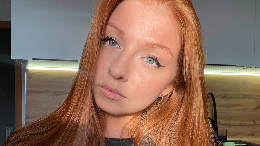 NicoleTatako premium webcam show profile image