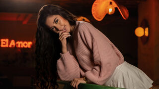 NinaRussi private cam room thumbnail