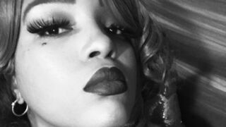 Nori Dream fetish cam room online