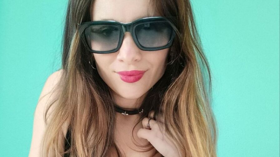 OlayaBlue adult live cam profile image