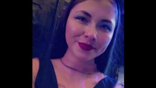 Pau Cardigan live webcam girl thumbnail