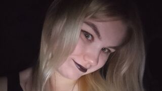 Pearl Solomons body jewelry cam girl