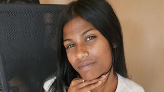 PreetaAroraa private cam room thumbnail
