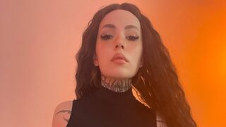 RavenWinx adult cam model thumbnail
