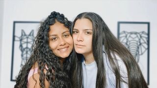 Rebeca And Camila natural young cam girl