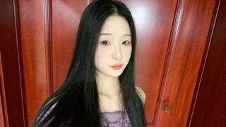 ReneLilyLi webcam room profile thumbnail