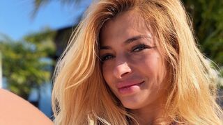 RonieParker online live cam thumbnail