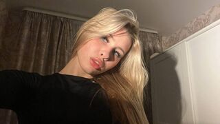 RowanBellamy private chat room thumbnail