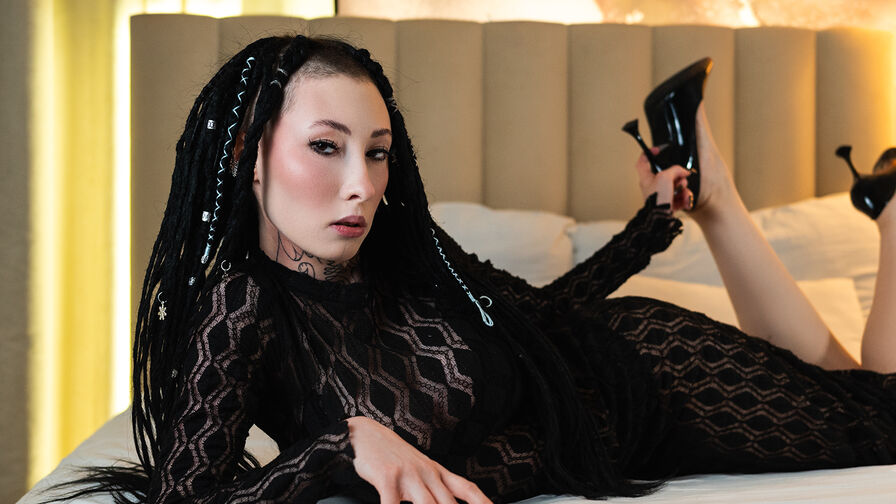RoxyUrban live stream model profile image