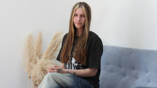 SandyMiller cam model profile thumbnail