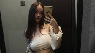 Santina Heikes BBW tease webcam show