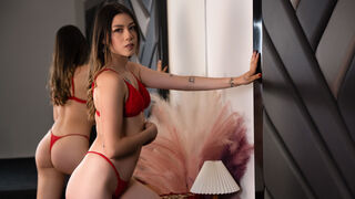 SaraMilovich adult webcam model thumbnail