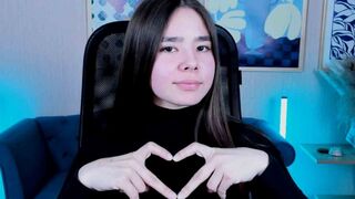 Saya Heartnet adult cam girl preview