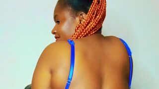 SelenaTrust online cam show thumbnail