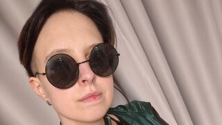Shaunte Barranco shaved side short hair cam