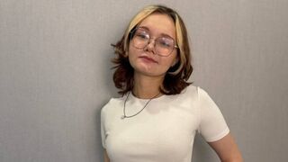 ShemikaDestro live cam chat thumbnail