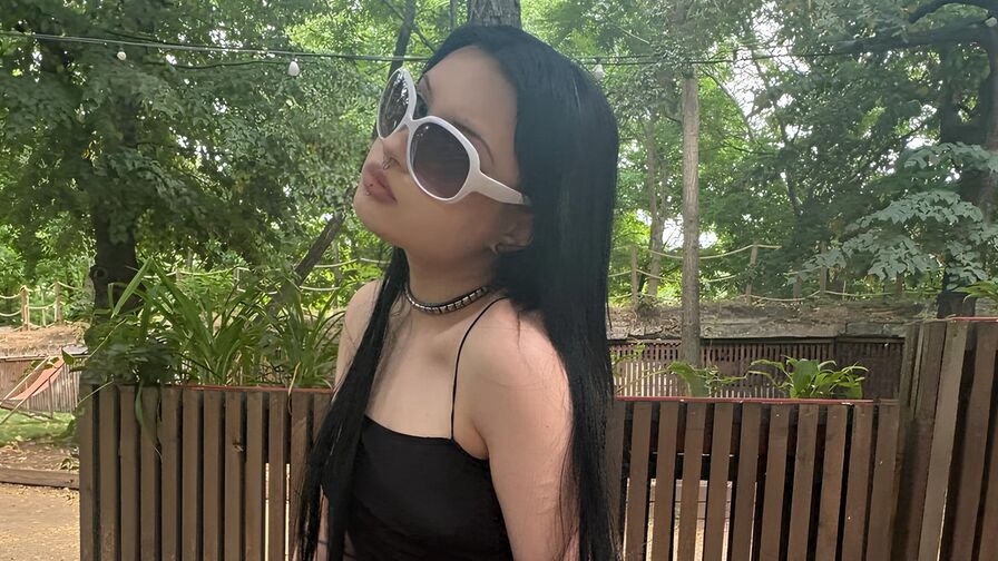 ShemikaGnerre premium live cam profile image