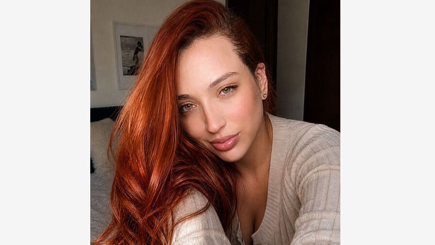 SiennaWilder private model chat profile image