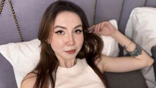 SinRaven private webcam show thumbnail