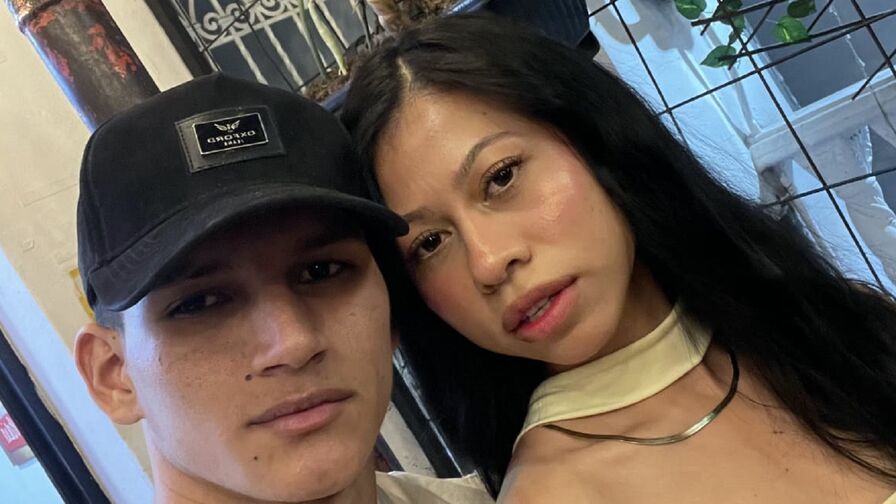 SophiAndJack live show model profile image