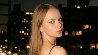 SophiePeachy online live cam thumbnail