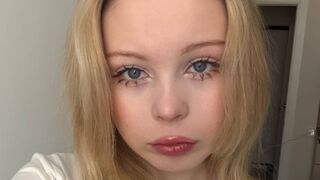StellaMelow live model chat thumbnail